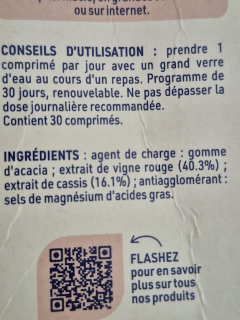 Détail de l'arrière de la boîte de compléments alimentaires JuvaSanté, montrant les conseils d'utilisation, les ingrédients e...