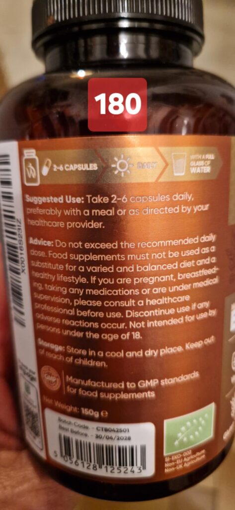 L'étiquette de la bouteille, avec les instructions d'utilisation et les avertissements.