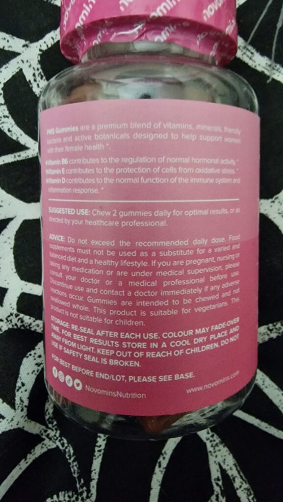 L'étiquette arrière du pot de gummies PMS, affichant les informations produit et les instructions d'utilisation.