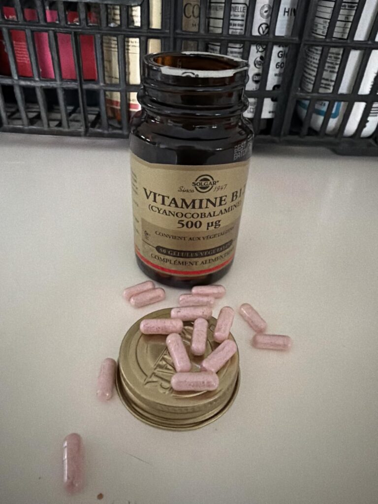 Solgar Vitamine B12 (Cyanocobalamine) 500 µg photographié par Yeter U., acheteur