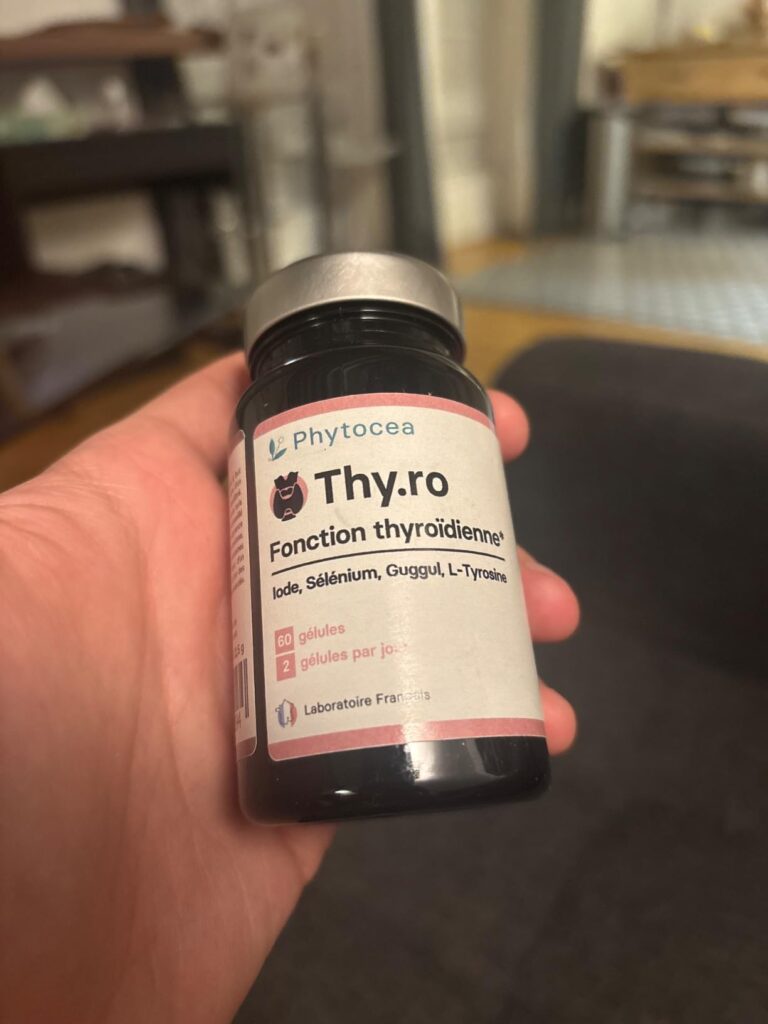 Thyroïde Régulation - Iode et L-Tyrosine - 60 Gélules photographié par Client d'Amazon, acheteur