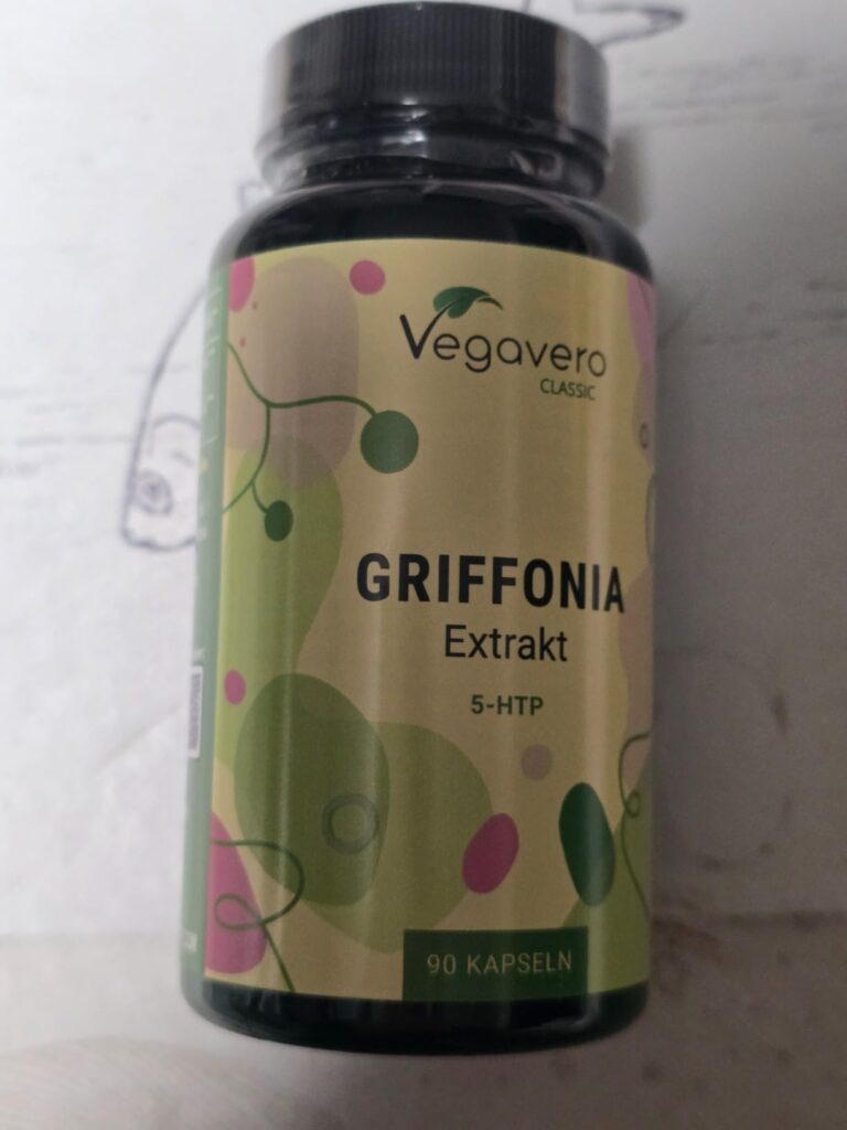 Flacon de Griffonia Vegana Classic, face avant. Ce visuel est très similaire au visuel 2, l'éclairage est le seul changement.