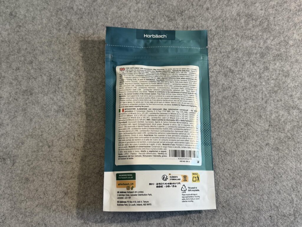Face arrière du sachet du produit Horbäach Advanced Oral Probiotic avec les informations nutritionnelles et légales.