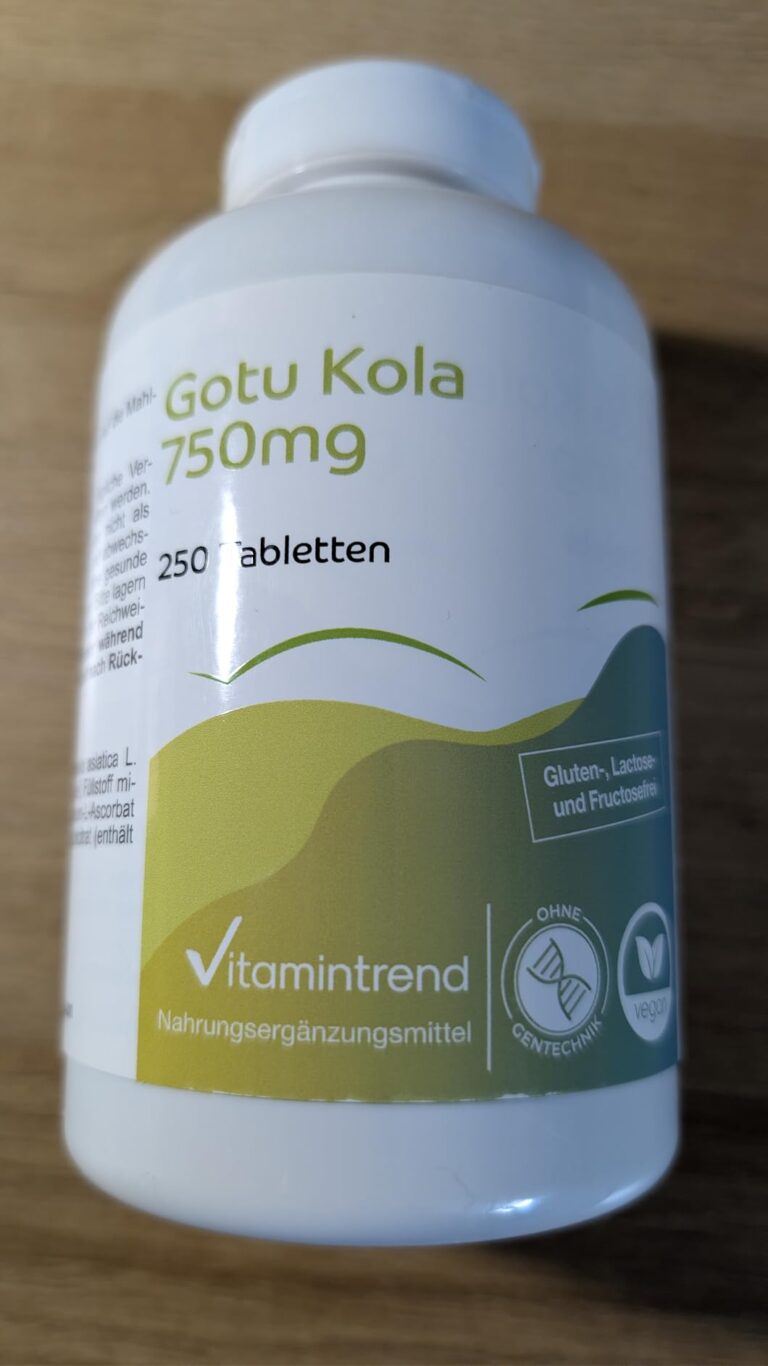 Bouteille de compléments alimentaires Gotu Kola 750mg de la marque Vitamintrend. Le visuel 1 est un zoom sur cette bouteille.